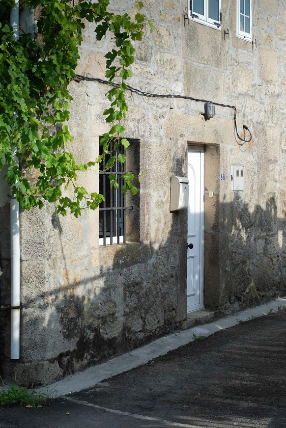 Galicia-1-3 
 Keywords: El Sixto, aldea, casa rstica, Santiago, Galicia